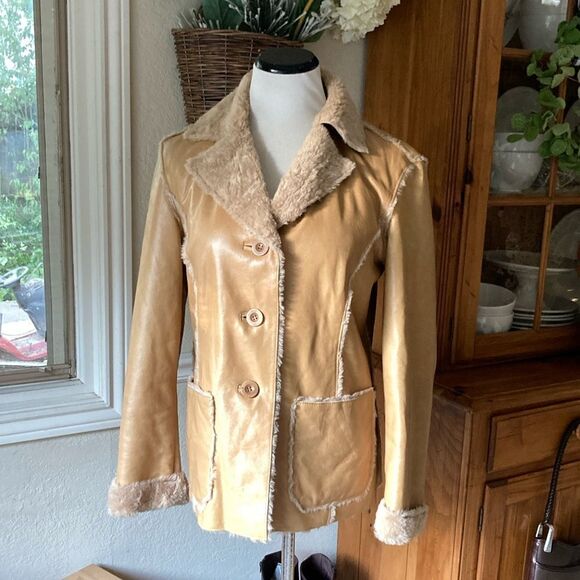 Vintage Guess Genuine Leather Faux Fur Three Button Jacket Size Medium - Picture 5 of 15